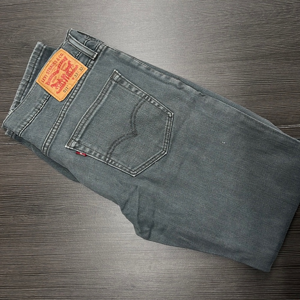 Levi’s in gray pants